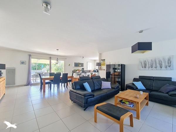 Maison 322 500 € Vayres 4 p 110 m² DPE C