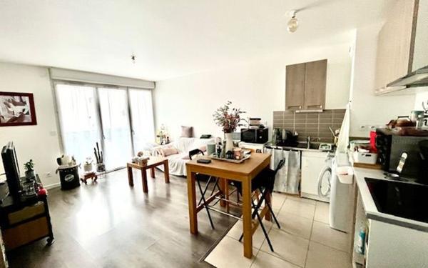 Appartement à vendre    2 pièces • 39,80 m2 Bailly-Romainvilliers