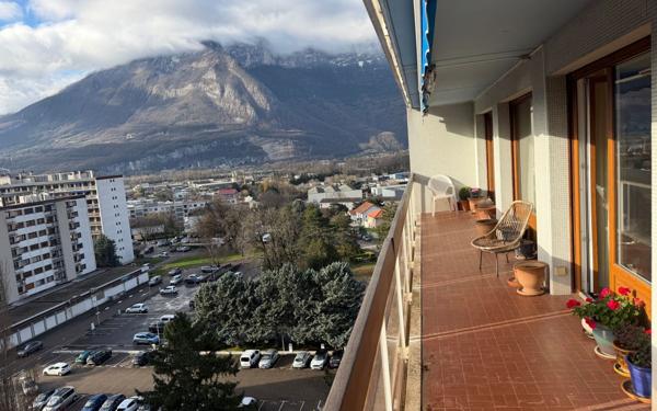 Appartement à vendre    5 pièces • 138,83 m2 Saint-Égrève