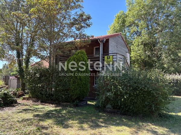 Exceptionnelle ensemble immobilier à Nueil Les Aubiers - 21 Pièces, 12 Chambres, 638 m²