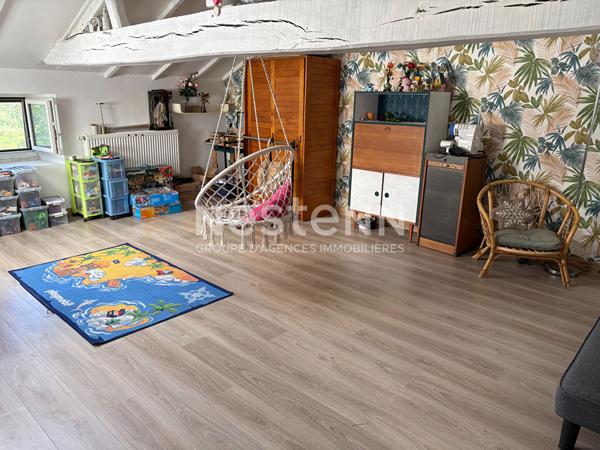 Exceptionnelle ensemble immobilier à Nueil Les Aubiers - 21 Pièces, 12 Chambres, 638 m²