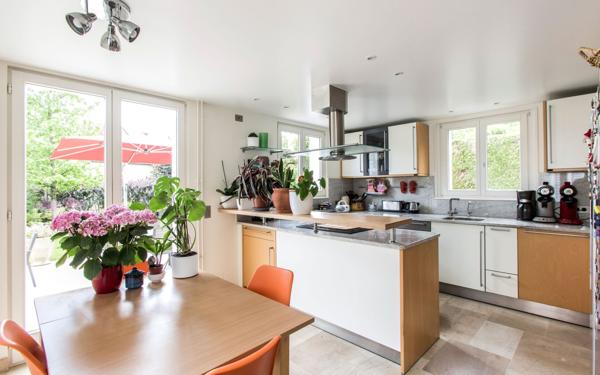 Maison à vendre    7 pièces • 312 m2 Mundolsheim