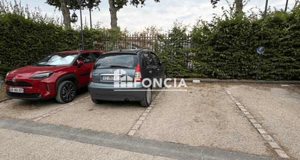 À vendre Parking 1 m² - Orléans 45000