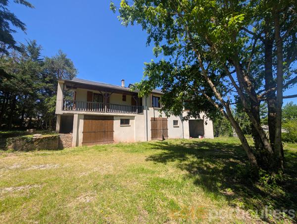 Vente
                Maison104 m² - 5 Pièces -
                    LA LOUBIERE (12740)