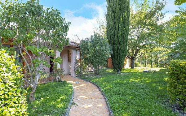 Maison à vendre    5 pièces • 122 m2 Montrabé