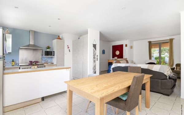 Maison à vendre    5 pièces • 122 m2 Montrabé