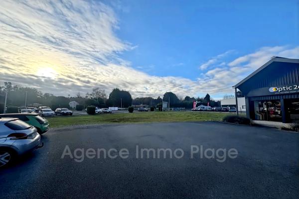 Location local commercial local commercial à Lesparre-Médoc