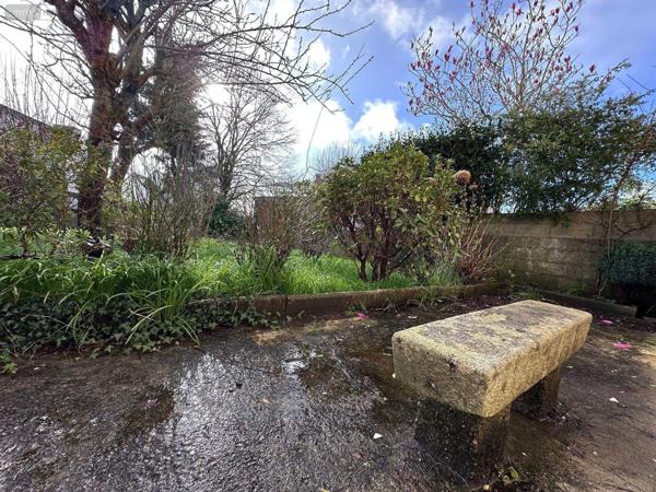 Maison à vendre à Quimper dans le Finistère (29000), ref : 29005-12   
KERVILIEN