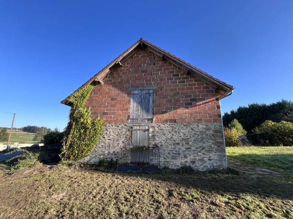 Maison à vendre |  Saint-Yrieix-la-Perche |  1 pièce | 270 m²