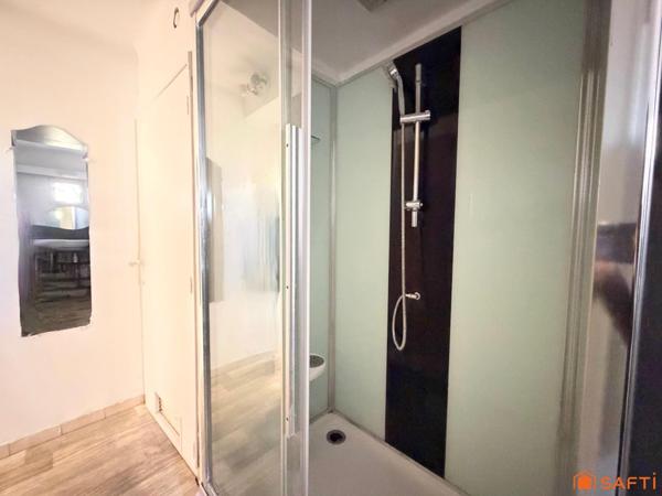 Appartement 63m2, 2/3 chambres, Balcon et cave.