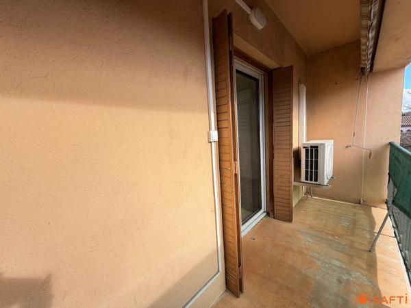 Appartement 63m2, 2/3 chambres, Balcon et cave.