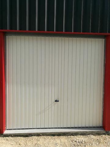 Stationnement à louer    Pont-l'Abbé-d'Arnoult