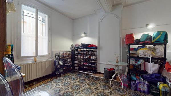 Maison
         7 pièces
        - 218 m² 448 000 € *