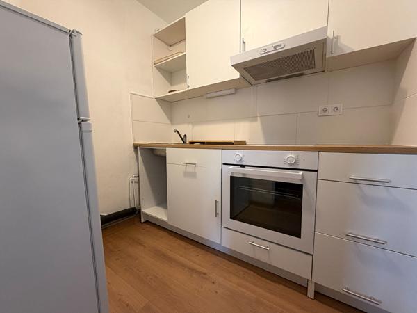 A vendre - Appartement T2 de 45 m² avec place de stationnement "Angers Gare/Frémur-Eblé"