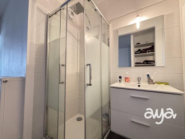 T1 bis rénové – Quartier Zola / Dervallières – Dernier étage avec ascenseur