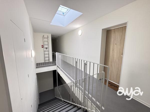 T1 bis rénové – Quartier Zola / Dervallières – Dernier étage avec ascenseur