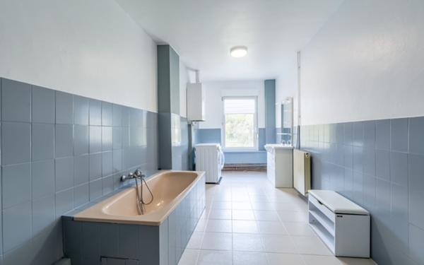 Appartement à louer    5 pièces •  Algrange