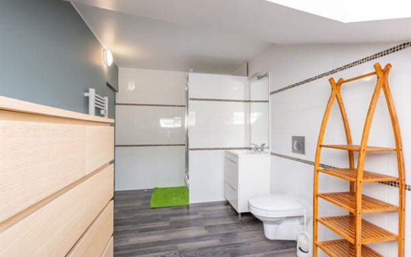 Appartement à louer    5 pièces •  Algrange