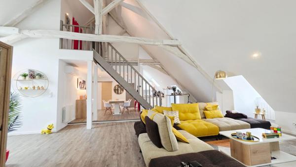 BOURGES CENTRE APPARTEMENT LOFT 106M² 3 CHAMBRES