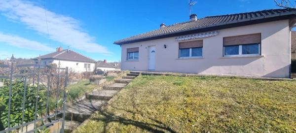 Maison familiale avec beau potentiel - CLASSE D -