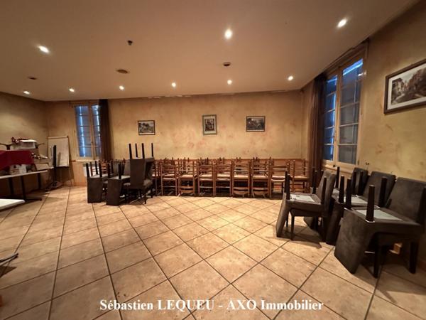 location commerce / restaurant avec grand parking