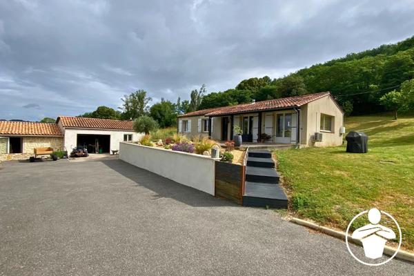 Vente                                                      Maison
                        
                     5 pièces                      94 m2                     à Pujols