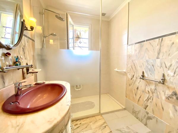 Hérouville Lebisey - Maison ultra agréable 3 chambres de plain pied - Terrasse - Sous sol complet avec chambre et douche