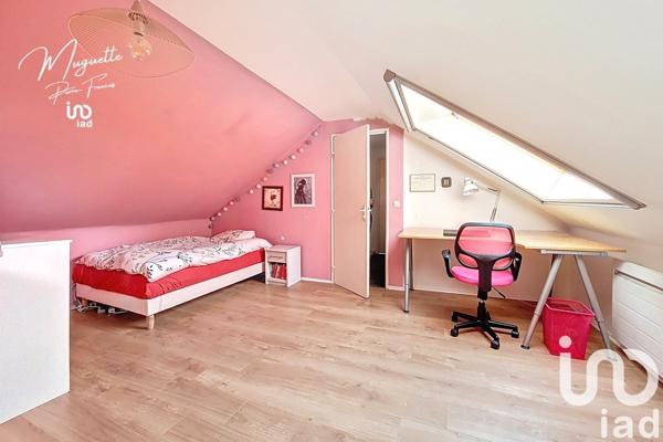 Maison traditionnelle 5 pièces de 150 m² à Crégy-lès-Meaux (77124)