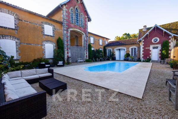 Château d’exception rénové du XIXᵉ siècle sur 9 hectares au cœur du Cognac