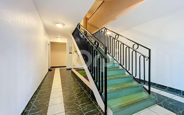 Appartement à vendre    1 pièce •  Clermont