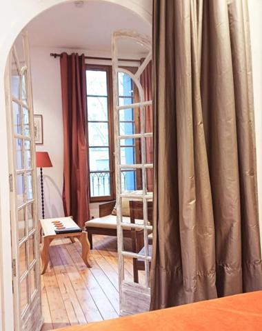 Immeuble Sete 10 pièce(s) 350 m2