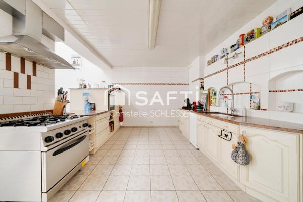 Maison lorraine de caractère – Grands volumes – Idéale entrepreneur