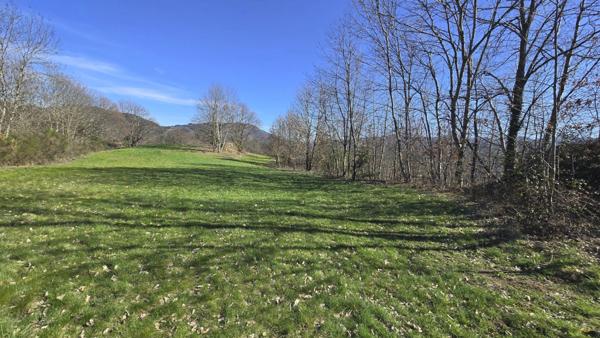 Terrains constructibles de 15 964,00 m² SAINT CIERGE SOUS LE CHEYLARD (07)