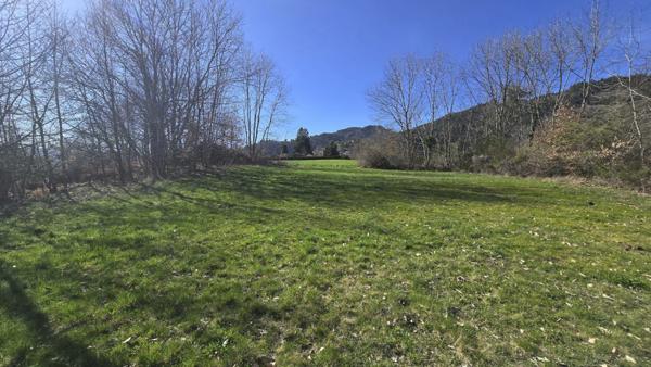 Terrains constructibles de 15 964,00 m² SAINT CIERGE SOUS LE CHEYLARD (07)