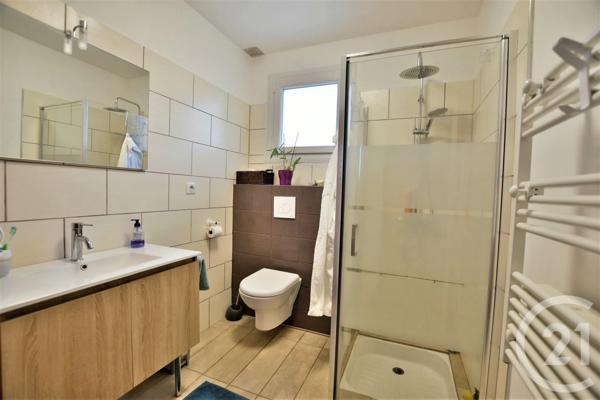 Maison à vendre  4 pièces - 117,96 m 2   ST HILAIRE DE RIEZ  - 85