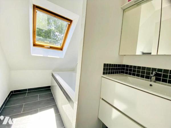 Maison familiale 4 chambres – Vie de plain-pied – Garage – Theix-Noyalo