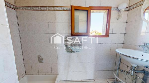 T5 lumineux avec jardin privatif, garage et emplacement stratégique – Secteur Tram T5 / Lycée Jean-Paul