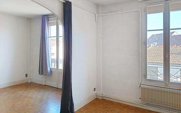 Appartement à vendre    3 pièces • 98 m2 Vichy