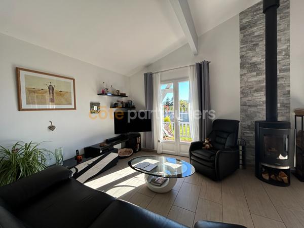 Vente
                Maison88 m² - 3 Pièces -
                    VENSAC (33590)