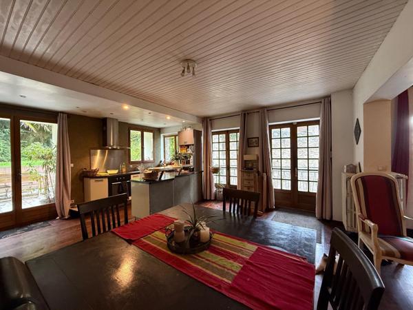 Maison 9 pièces - 190 m²