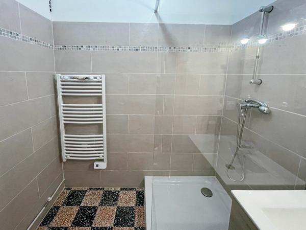 Appartement à louer  3 pièces • 58,01 m2 Bollène