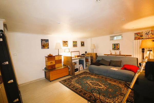 Maison
         7 pièces
        - 126 m² 870 000 €*