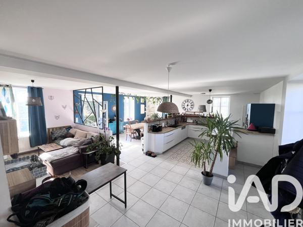 Maison à vendre 5 pièces 147 m² Saint-Merd-la-Breuille