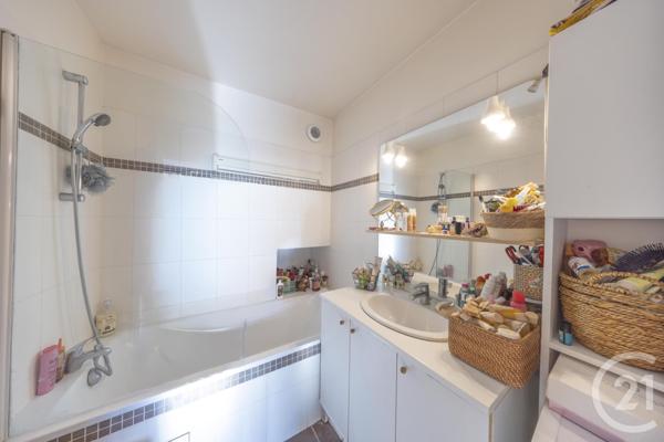 Appartement F2 à vendre  2 pièces - 55,38 m2 VIGNEUX SUR SEINE - 91