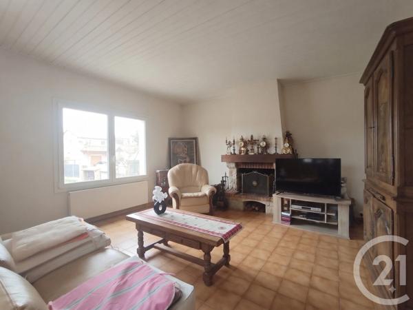 Maison à vendre  6 pièces - 104,13 m 2   JARD SUR MER  - 85