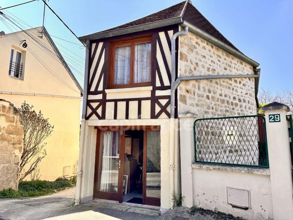 A vendre, maison de ville de 4 pièces à Auvers-sur-Oise