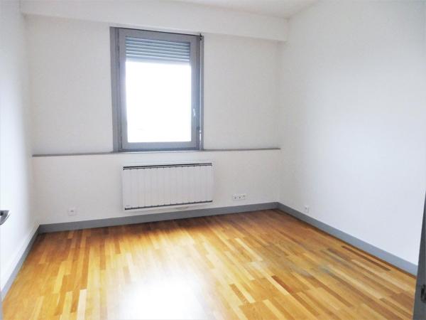 Local commercial · Location Caluire (69300)