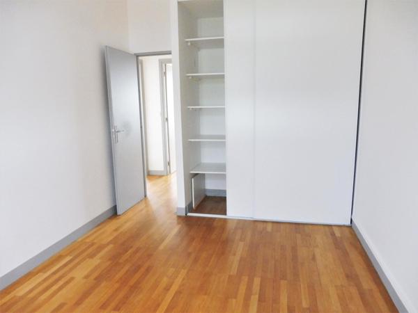 Local commercial · Location Caluire (69300)