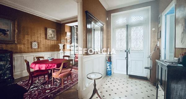 À vendre Maison 10 pièces 214 m² - Sceaux 92330