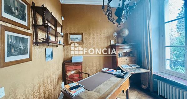 À vendre Maison 10 pièces 214 m² - Sceaux 92330